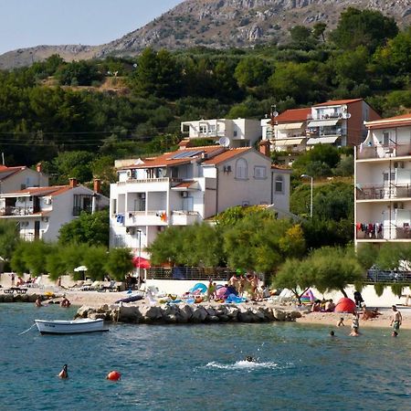 Apartment Topic Near The Beach Podstrana Exterior photo