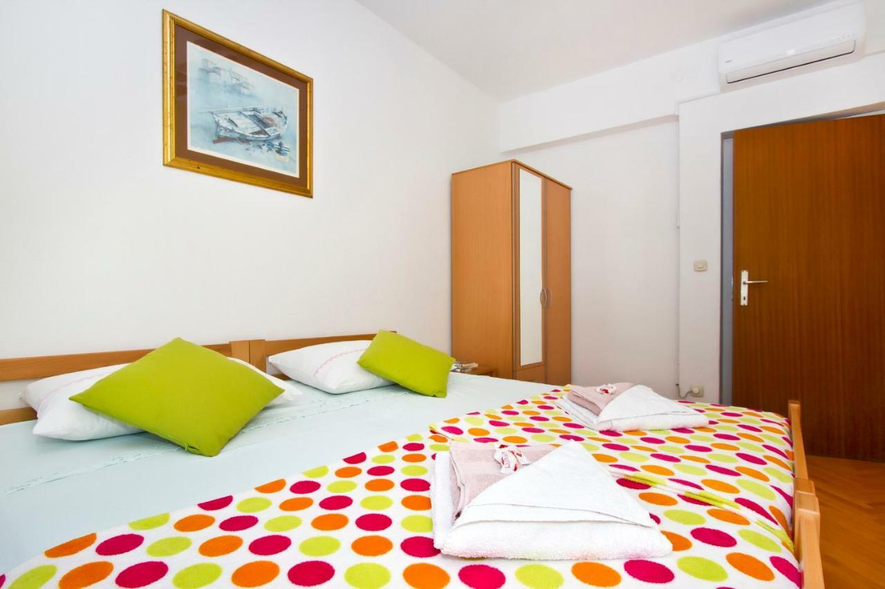 Apartment Topic Near The Beach Podstrana Exterior photo