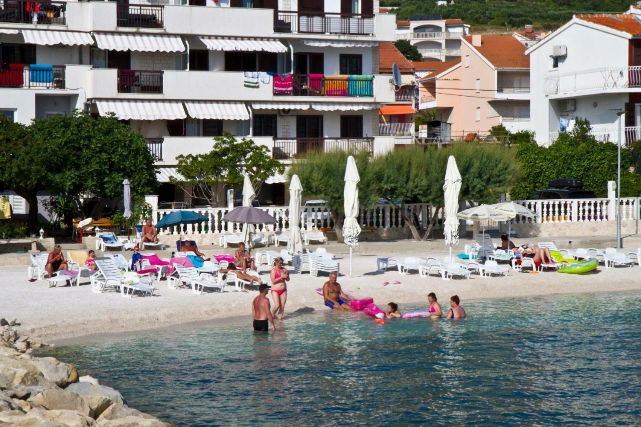 Apartment Topic Near The Beach Podstrana Exterior photo